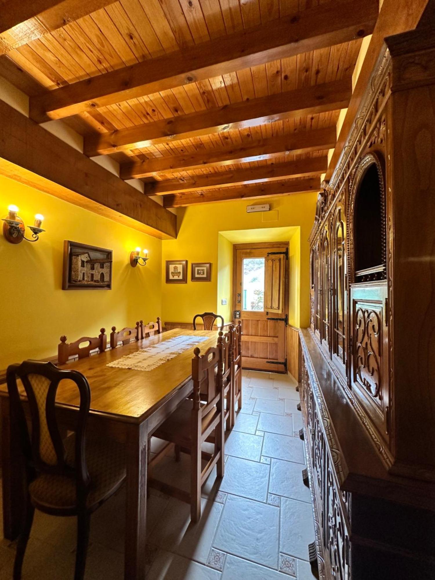 Casa Rural El Torrejon Arenas De Cabrales Luaran gambar