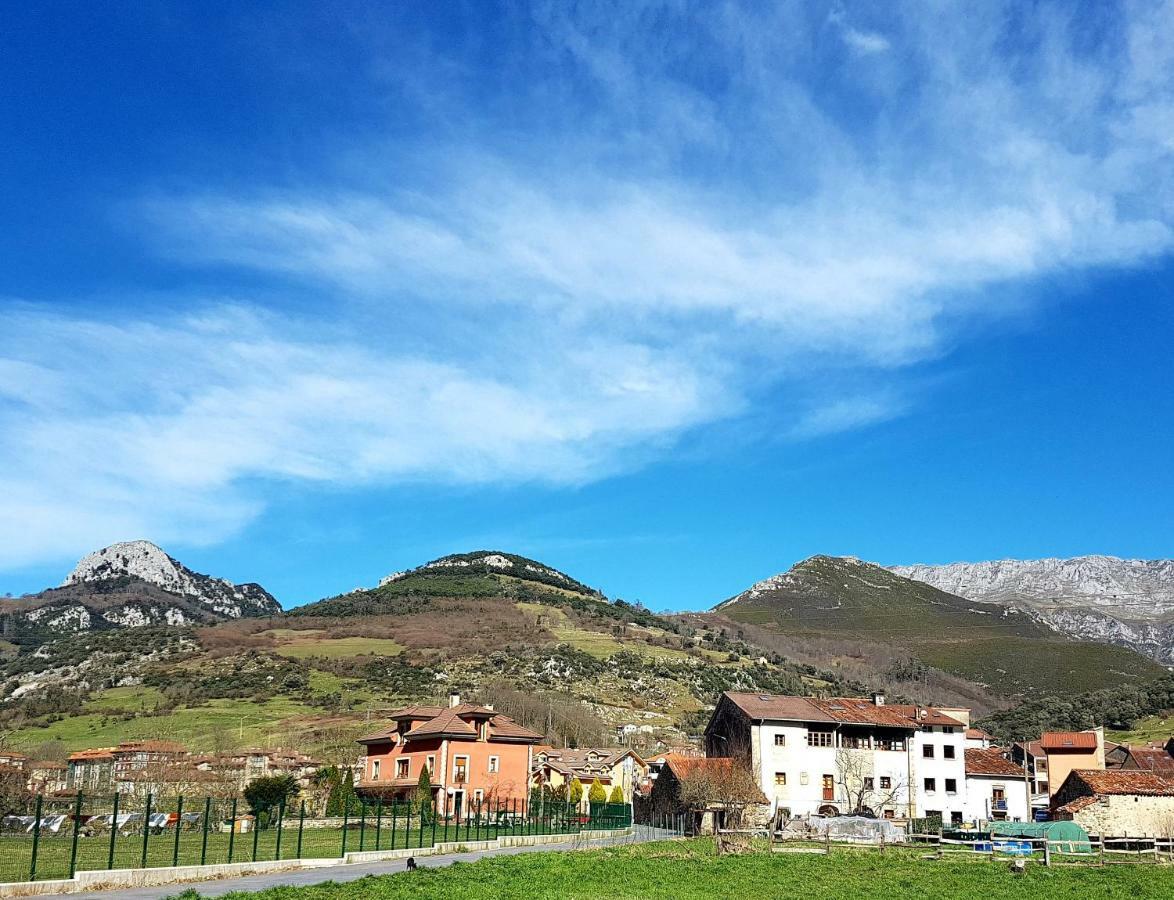 Casa Rural El Torrejon Arenas De Cabrales Luaran gambar